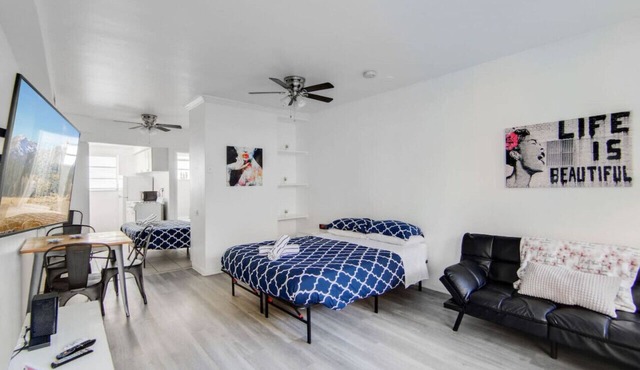 Ocean Drive Best Deal, w/2 Queen Beds, Near Beach