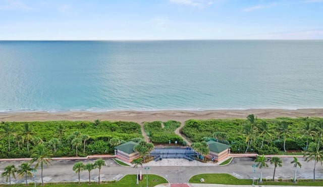 Ocean Drive Villas- Unit A