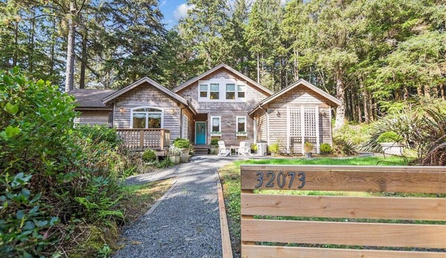 Ocean Echoes Villa - New Listing!