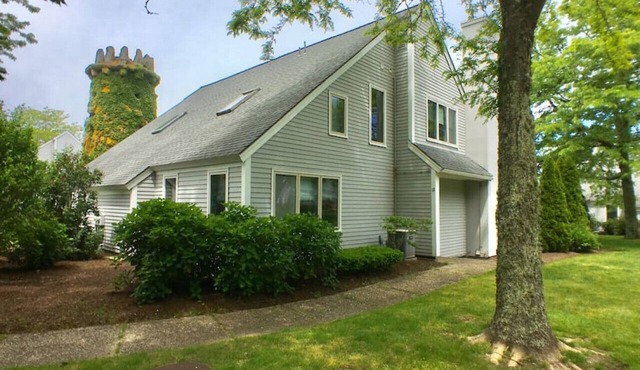 Ocean Edge Cape House with Beach, Pool, and AC ☀️ 🏖