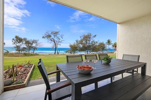 Ocean Fairways Getaway - Beachfront Townhouse