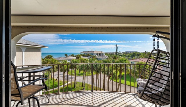 Ocean Front 2 Bedroom Condo with Tennis/pickle ball court