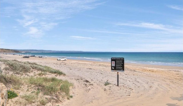 Ocean Front 2 Bedroom Apartment Moana