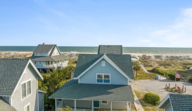 Ocean Front Cottage 2023 Total Renovation Pet Friendly 5 Star Home BHI Club