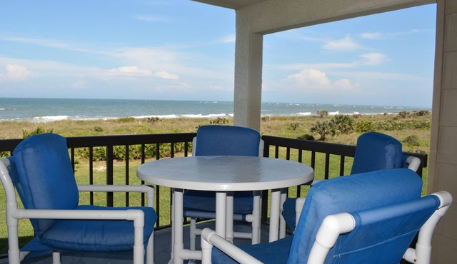 Ocean Front Condo W/private Beach Access & Minutes From Downtown St. Augustine