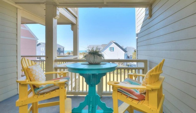 Ocean Front Condo in Desirable Caswell Beach-3bdrm/2 bath w/Pool