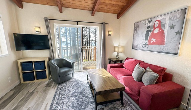 Ocean Front, Harmony at Oregon House, Stairs to the Beach!