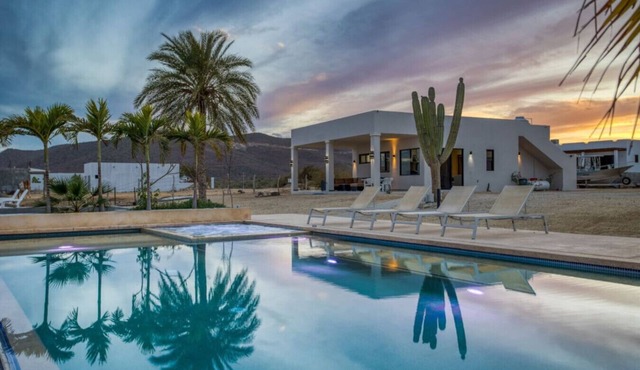 Ocean Front Infinity Pool, Rooftop Patio