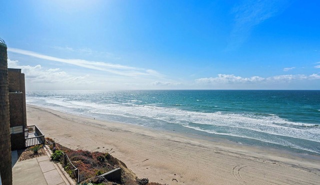 Ocean Front living at it's Finest!