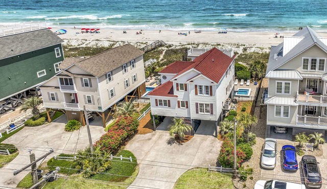 OCEAN FRONT LUXURY BEACH HOUSE WITH PRIVATE POOL