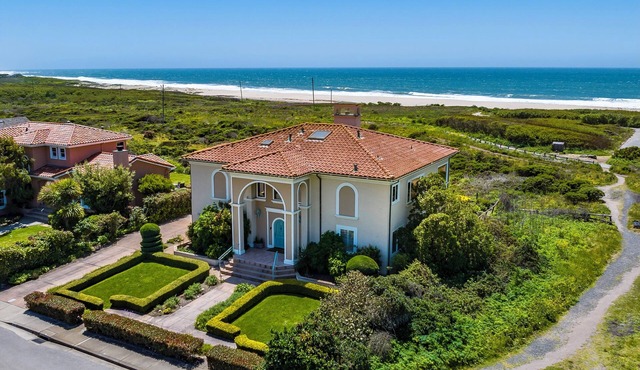 Ocean Front LuxuryHomenHalf Moon Bay, Ca