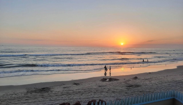 Ocean front -3-bedroom condo in welcoming Playas de Rosarito with WiFi