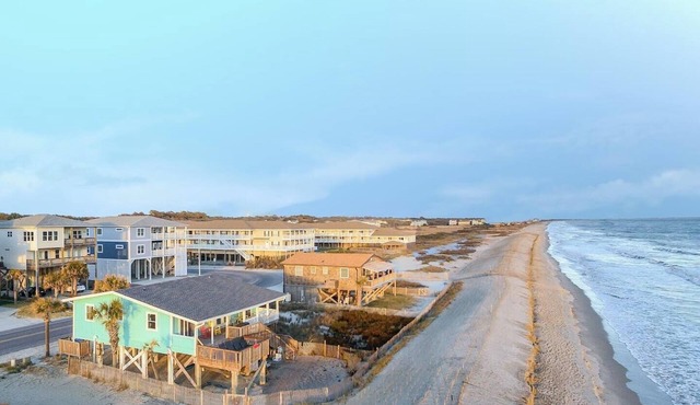Ocean front,pet friendly,fenced yard