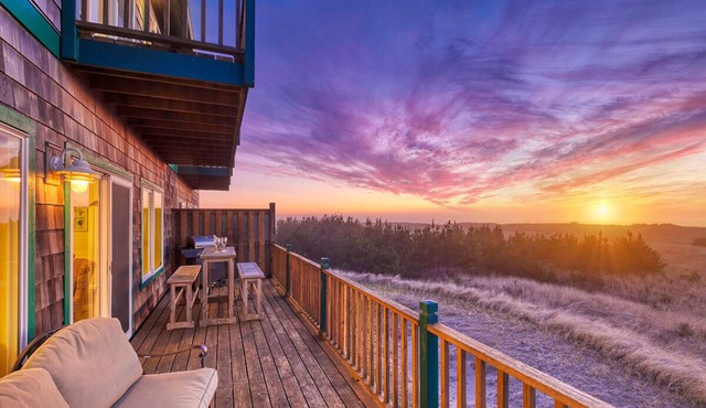 OCEAN FRONT, Pets OK, Ping Pong, Near Town and Discovery Trail (Ocean View A)