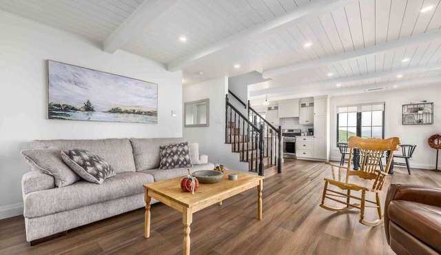 Ocean Front Saltbox 'SeaForever' w/Hot Tub