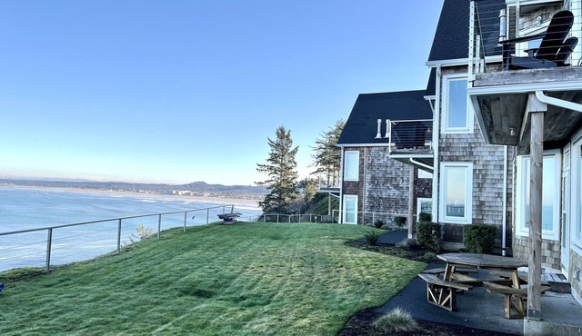 Ocean front view in a gated community: Newly updated/added bedroom