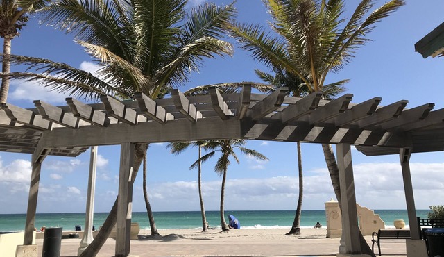 Ocean Grande Beach Club Resort