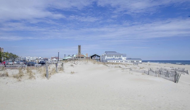 Ocean Grove Studio with A/C, 300 Feet to Beach!