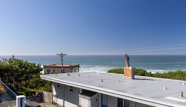 Ocean Haven in Taft * Pup Perfect Beach Condo