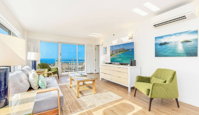 Ocean-Lagoon & Fireworks Views at the Ilikai Hotel w/Spectacular Amenities