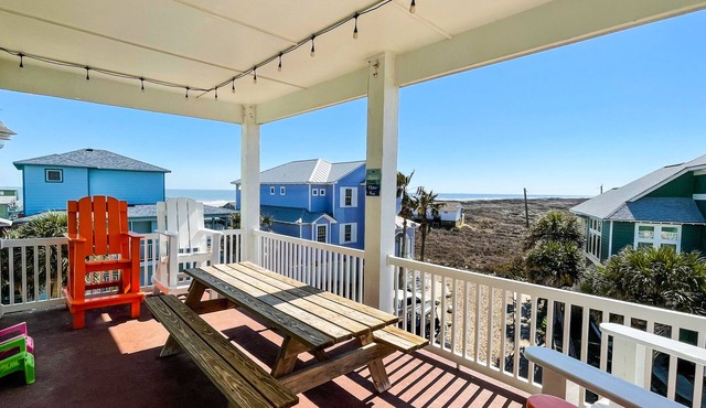 Ocean Lookout - Ocean Views & Steps to the Beach, Pool, Hot Tub, Sand Point
