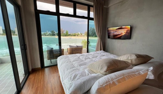 Ocean Nadi 4 Bedrooms Beachfront Villa PD