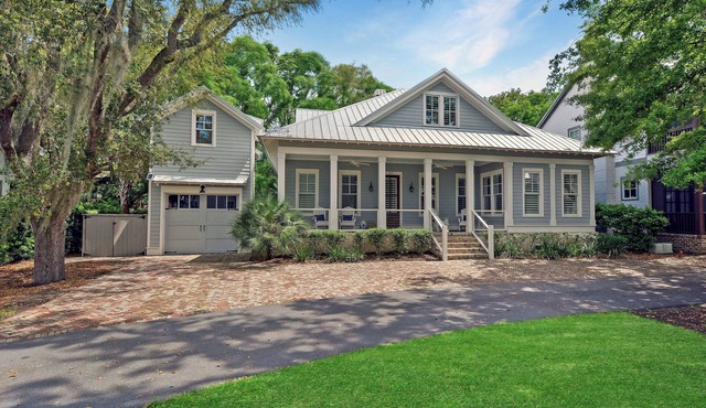 Ocean Oaks 10 - beautiful home steps away from the beach