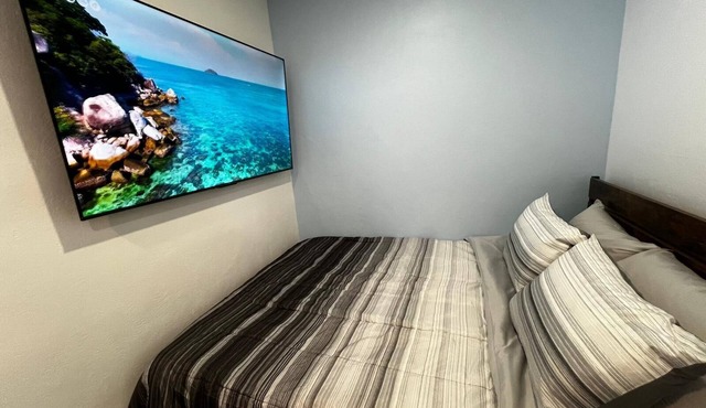 Ocean Oasis Studio 5 minutes to beach