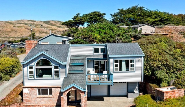 Ocean Oasis~"Your Fun-in-the-Sun Bodega Bay Playground!"Walk2Beach/WiFi/Sauna