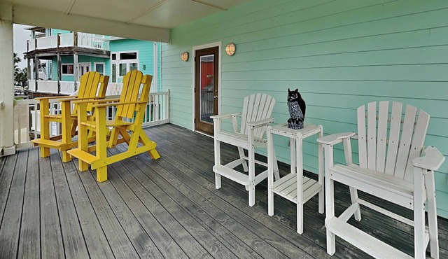 Ocean Outlook | Spacious Home + Community Pool