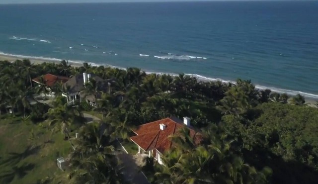 OCEAN PARADISE RETREAT ON VERACRUZ, MEXICO