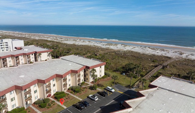 Ocean & Racquet by Distinctive Beach Rentals