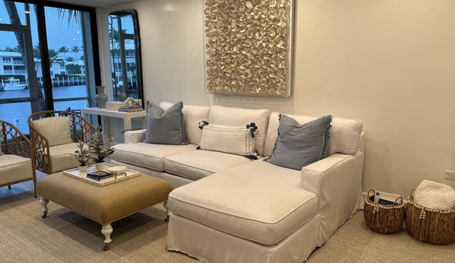 Ocean Reef 1 BR, 1 Bath.