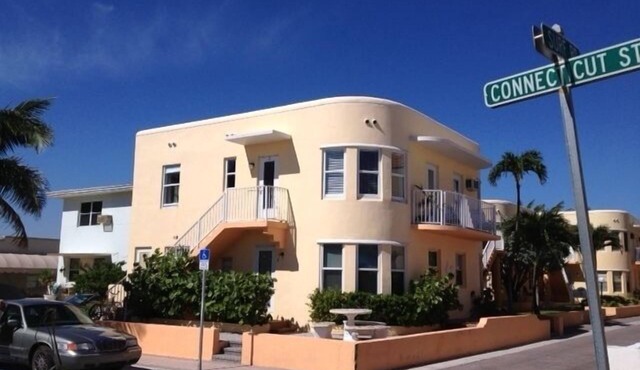 Ocean Side Villa - Great View on The Beach, Ocean And Park