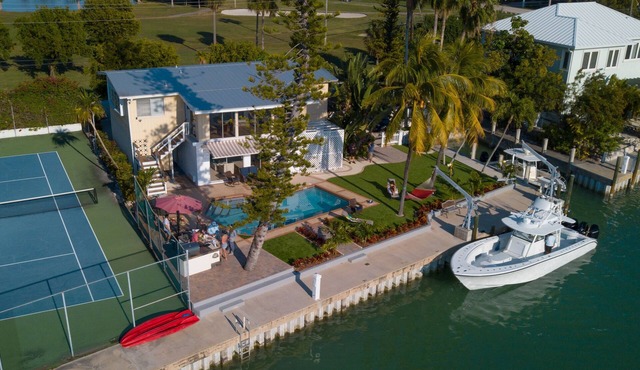 Ocean Side Waterfront Exclusive Affordable Home - Pool , Tennis, Fishing & Golf