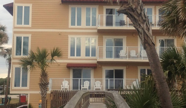 OCEAN SIGHTS AND SOUNDS is Family Friendly!