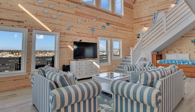 Ocean Spirit | Near the Beach, Shopping + Dining!