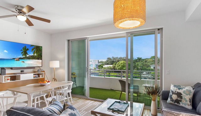 Ocean Style 1/1.5 Condo The Strand Water View!