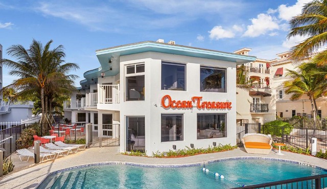 Ocean Treasure Beachside Suites