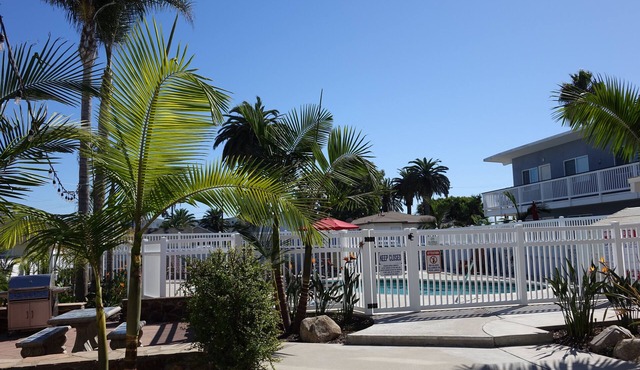 OCEAN VIEW, 1BR, OUTSTANDING LOCATION F