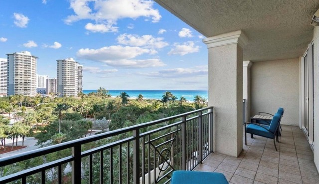 OCEAN VIEW! 2bd 2bth Palm Beach Resort and Spa
