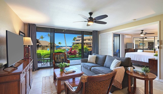 Ocean View 3BR at Makahuena | Lanai, Pool, AC