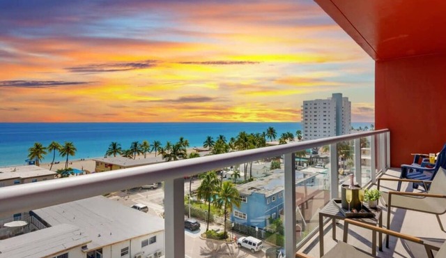 Ocean View Balcony– Rooftop Pool & Hot Tub+ Gym