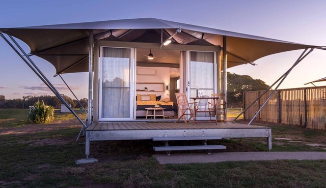 Ocean View Beachfront Glamping Tents - Ocean View Beachfront Glamping Tent