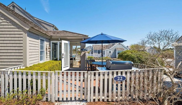 Ocean view beachfront in Maushop Village