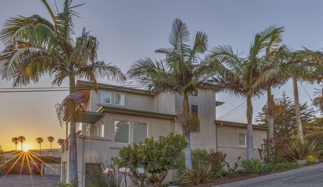 Ocean View Condo in Prime Location