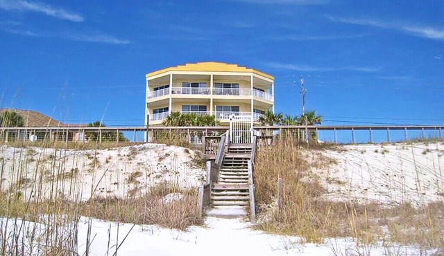 Ocean View Condo | Beach Service Included, Shops Walking Distance, Parking