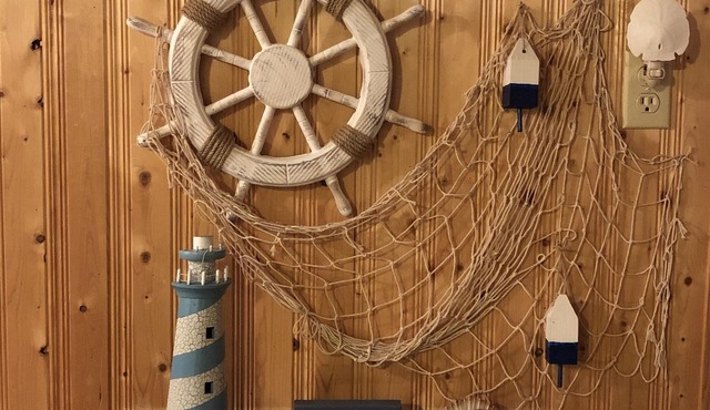 Ocean View Cottage with shared private access to the beach