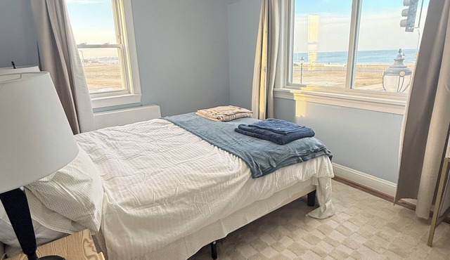 Ocean view Cozy stay 4