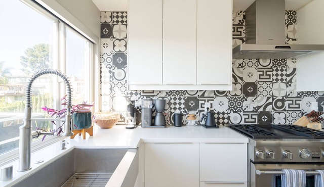 Ocean View Designer Retreat w/EV Charger